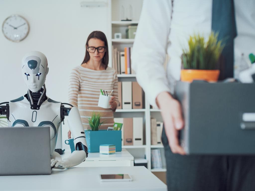 AI Threatens 25% of Jobs: Are You at Risk of Automation?