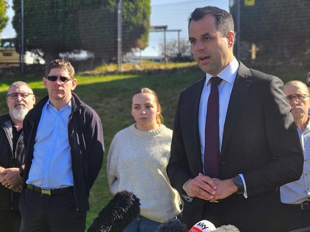 Urgent Call to Save 30 Qantas Jobs in Tasmania as Premier Faces Pressure