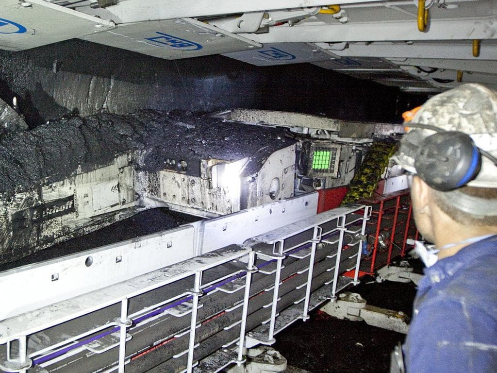 70 Queensland Coal Mine Jobs Lost: What It Means for Australia's Energy Sector