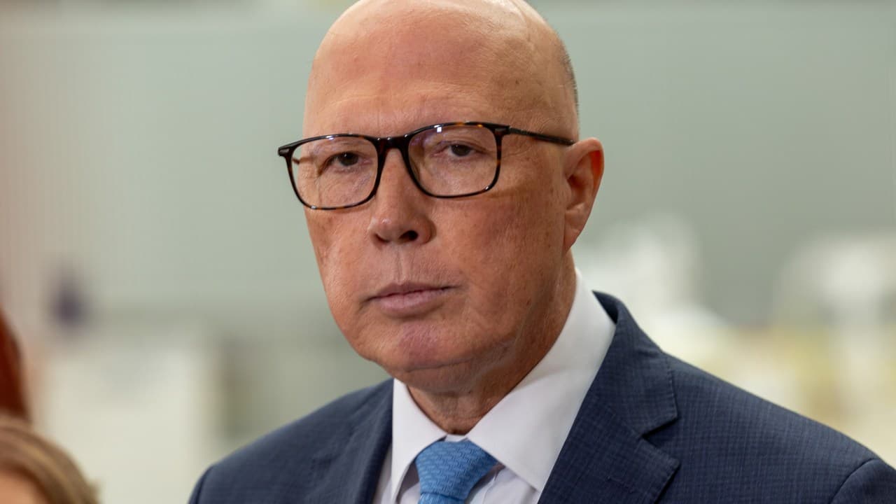 Coalition Reverses Public Servant Office Return Policy Amid Backlash