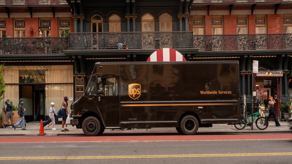 UPS Faces Legal Battle Over 30,000 Job Cuts Amid Amazon Strategy Shift