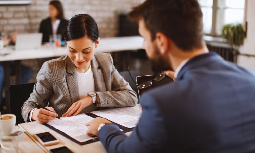 Canada's Job Market Mystery: Why Payrolls Are Falling While Job Vacancies Rise