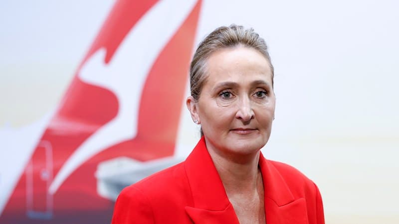 Qantas Considers Outsourcing 1000 Jobs to India in Major Accenture Deal