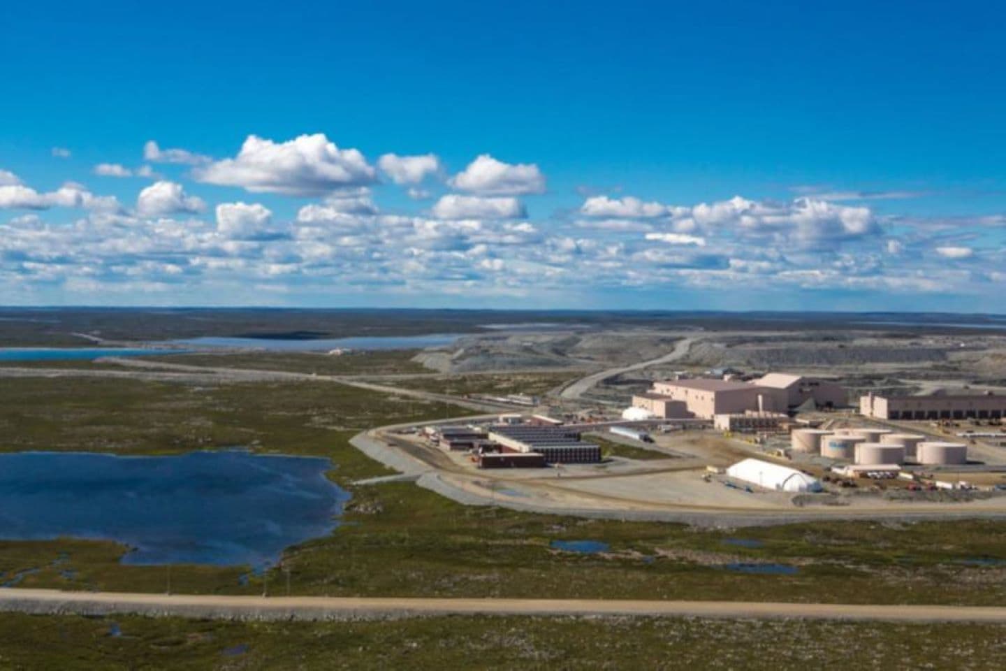 Burgundy Diamond Mines Cuts Jobs and Suspends Canadian Operations Amid Market Challenges